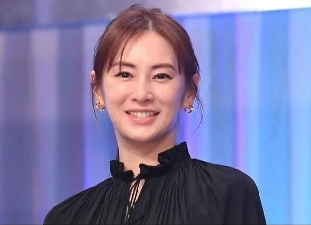 北川景子が夫DAIGOに宣戦布告「負けられない戦い」Xフォロワー77万7777ゲットも次は888888狙い